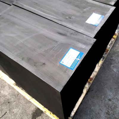 Bloco de grafite de sinterização artificial de alta densidade 1,81 g/cm3 105 MPa Resistência à compressão