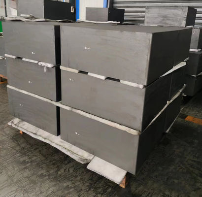 O material de grafite é usado na produção de moldes de soldagem exotérmica